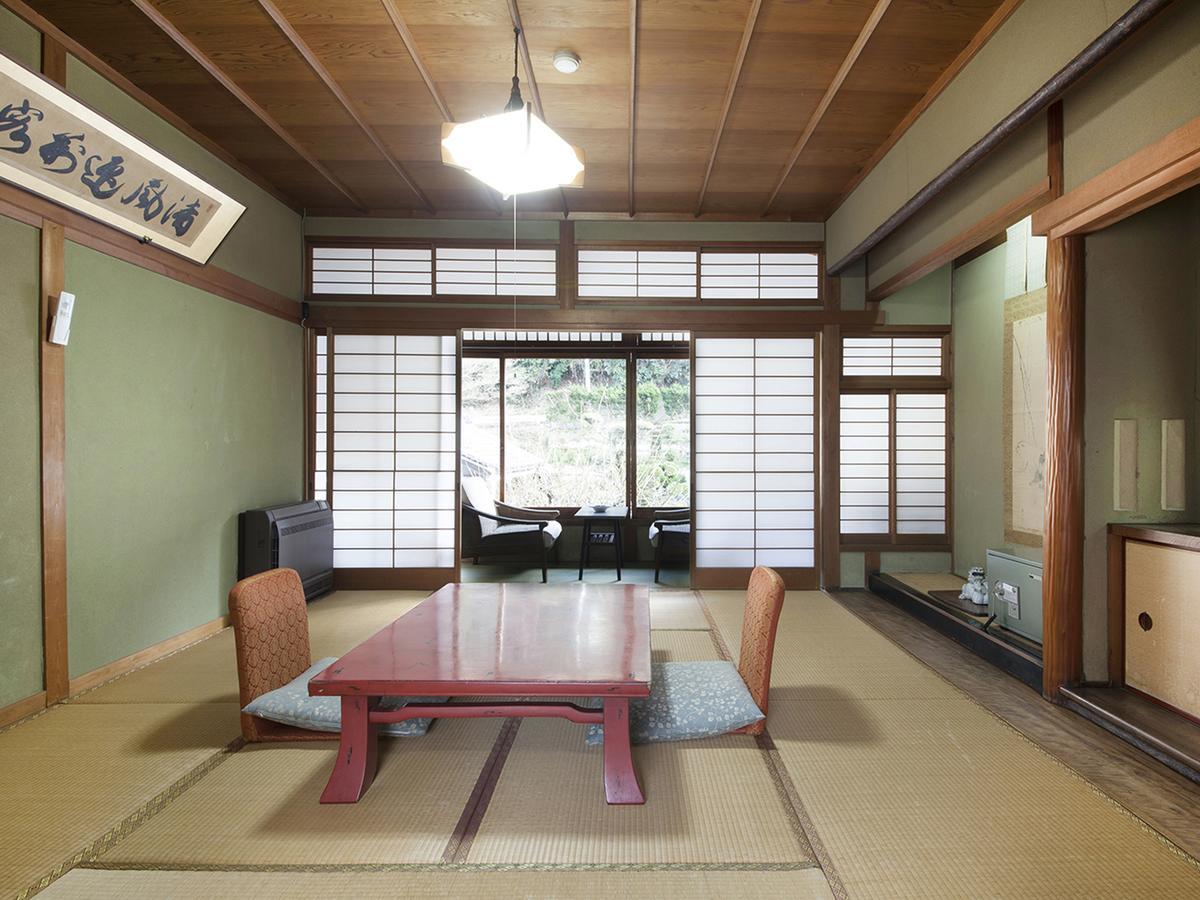Hotel Itaniya à Sakurai Extérieur photo