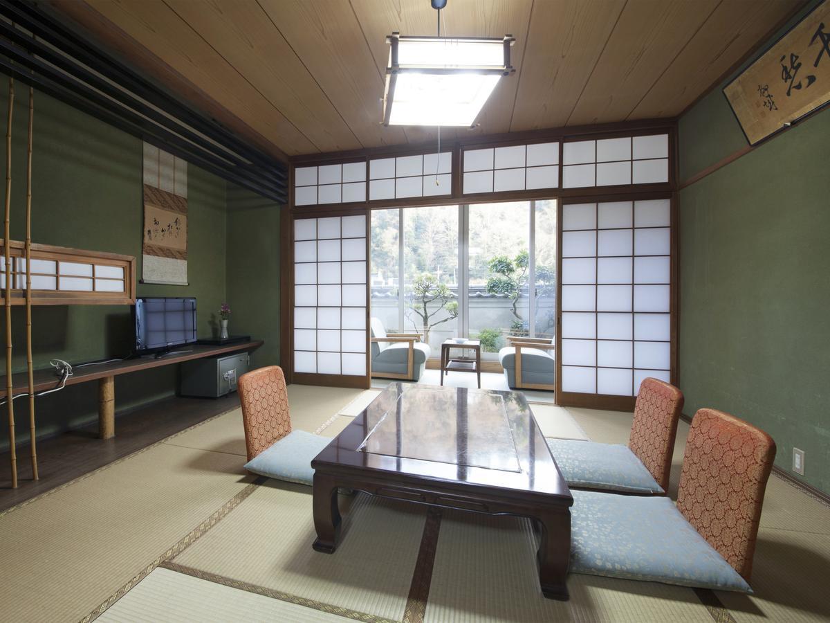 Hotel Itaniya à Sakurai Extérieur photo